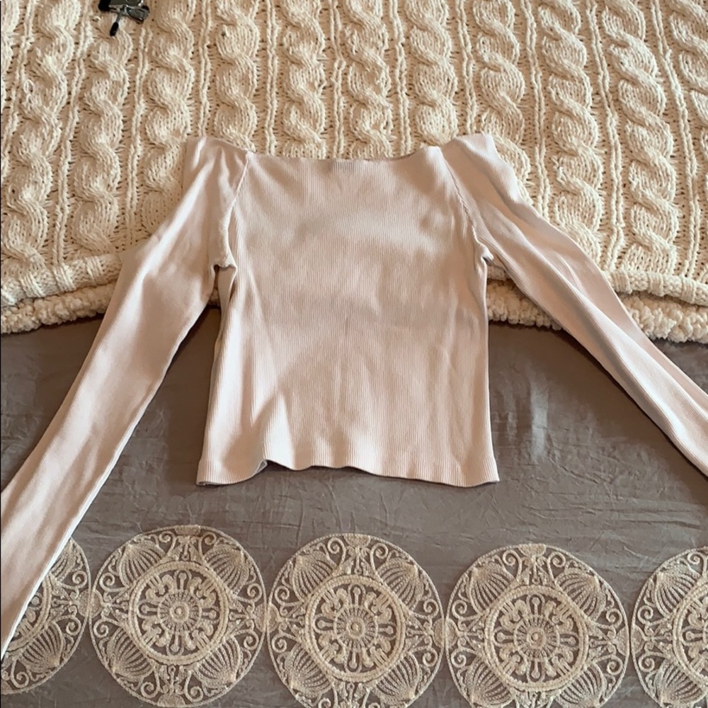 Off the shoulder brandy melville crop top